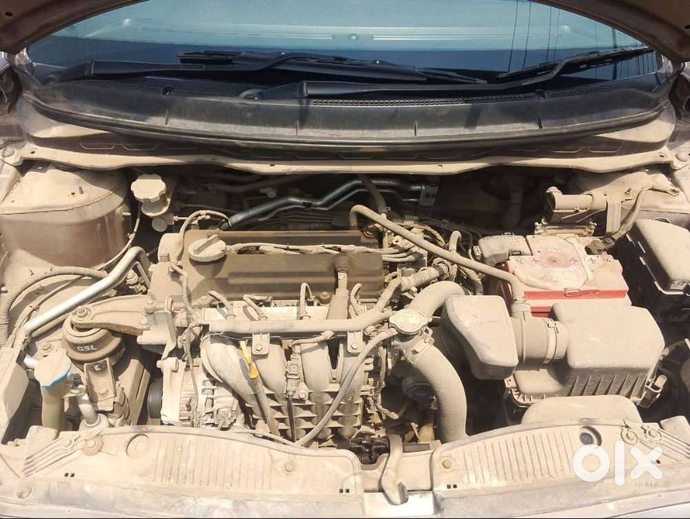 Hyundai I20 Sportz 2013 Petrol Well Maintained