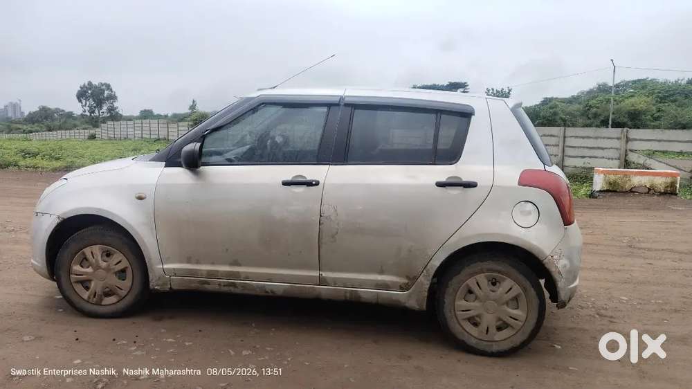 Maruti Suzuki Swift Vxi