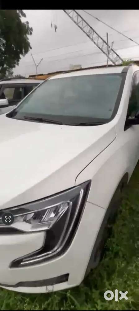 Mahindra Xuv700 Petrol 2024