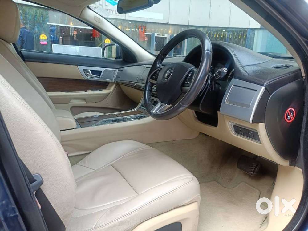 Jaguar Xf Petrol 2.0, 2015, Petrol