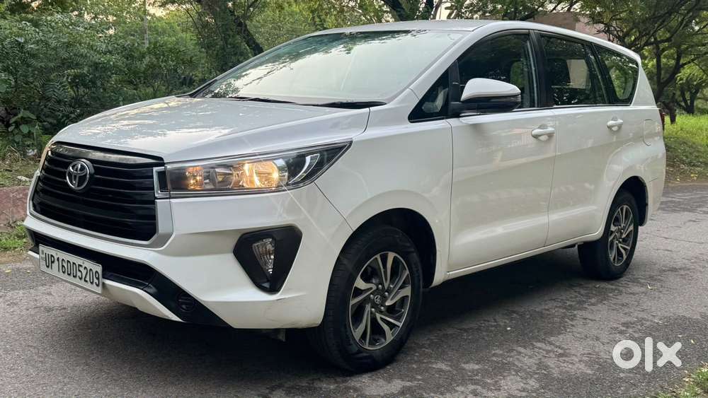 Toyota Innova Crysta [2020-ongoing] 2.4 Gx 7 Str, 2022, Diesel