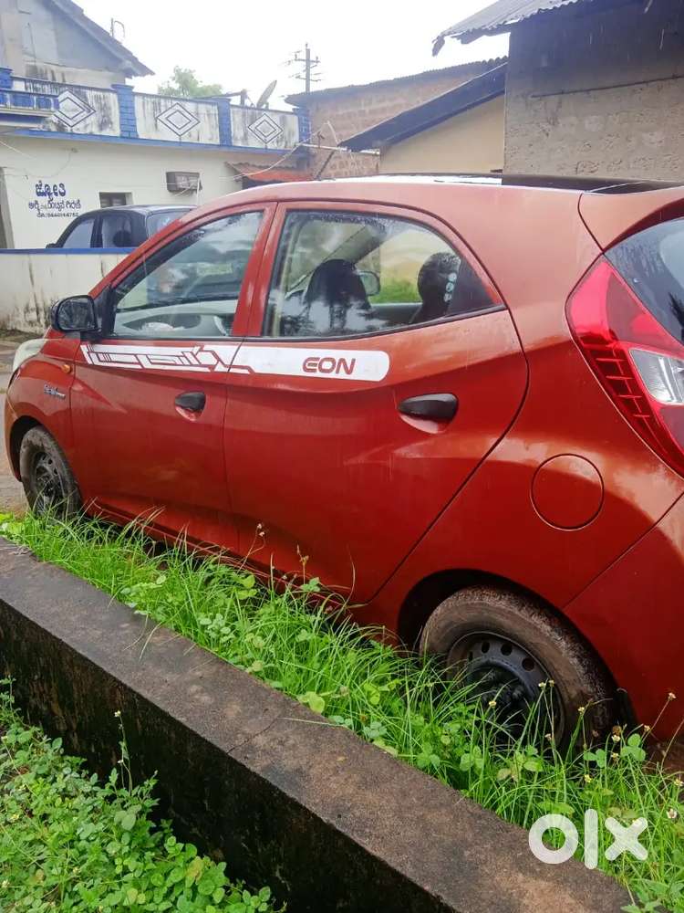 Hyundai Eon 2012 Petrol 68000 Km Driven