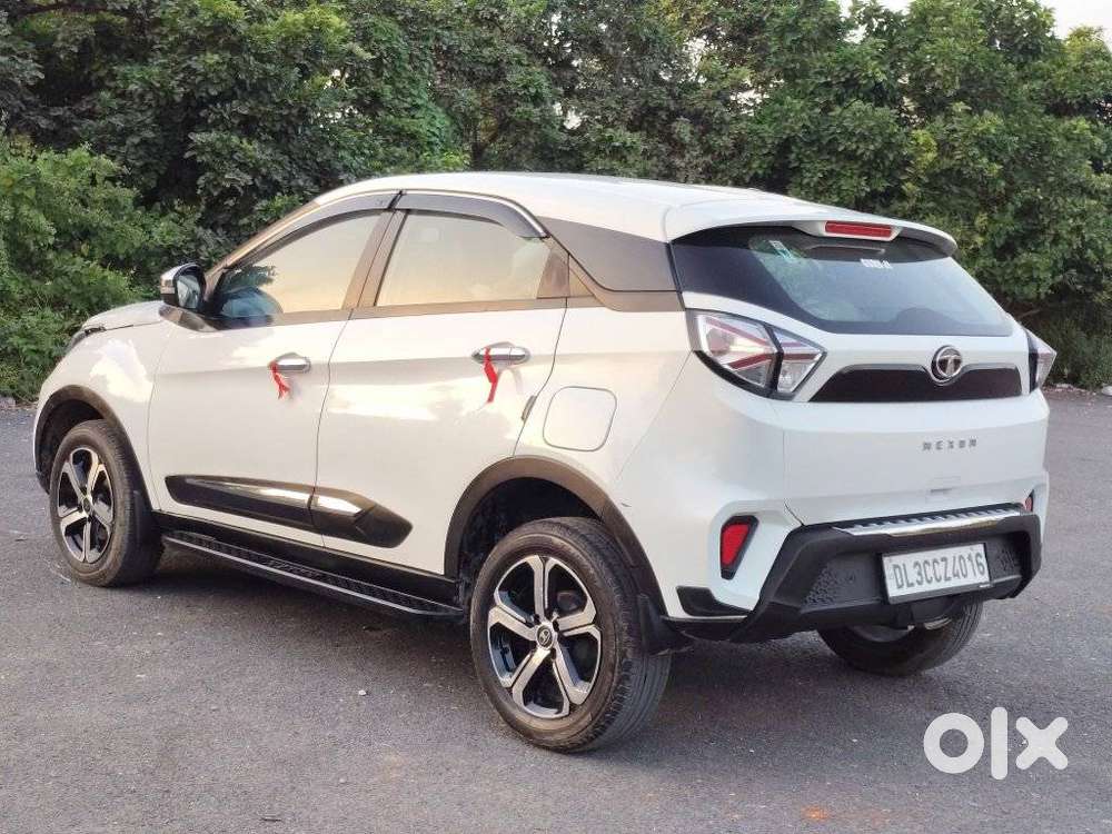 Tata Nexon, 2023, Petrol