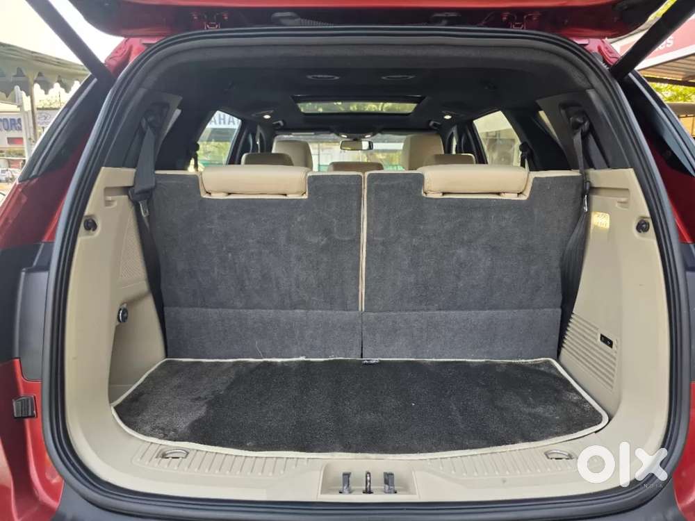 Ford Endeavour 3.2 Titanium At 4x4, 2017, Diesel