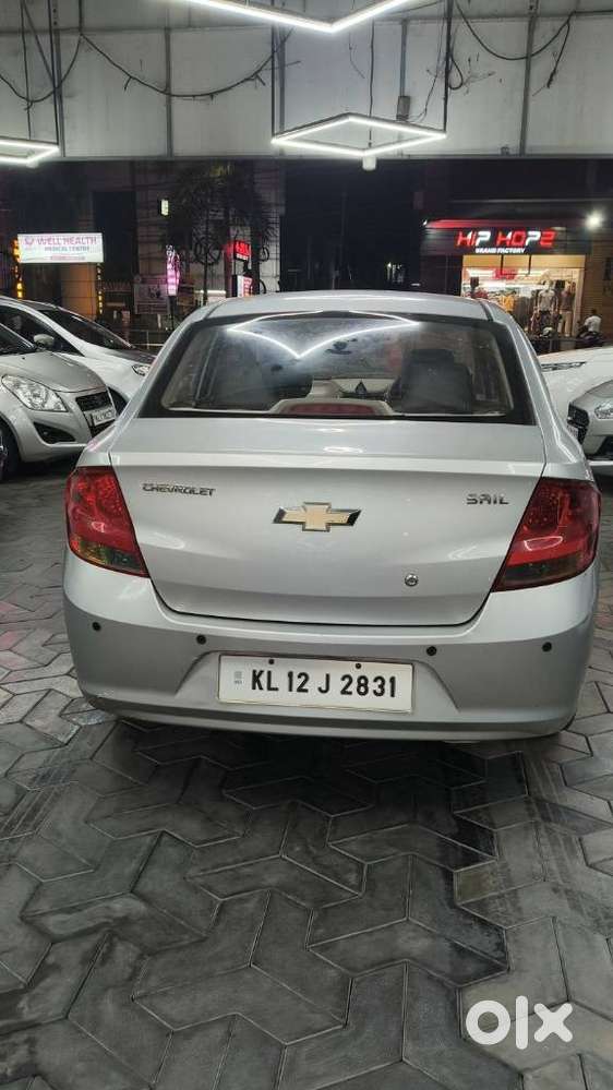 Chevrolet Sail Hatchback 2012-2013 Petrol Base, 2013, Petrol