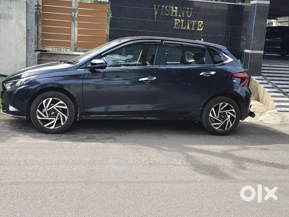 Hyundai I20 Asta 2025 Petrol Automatic First Owner