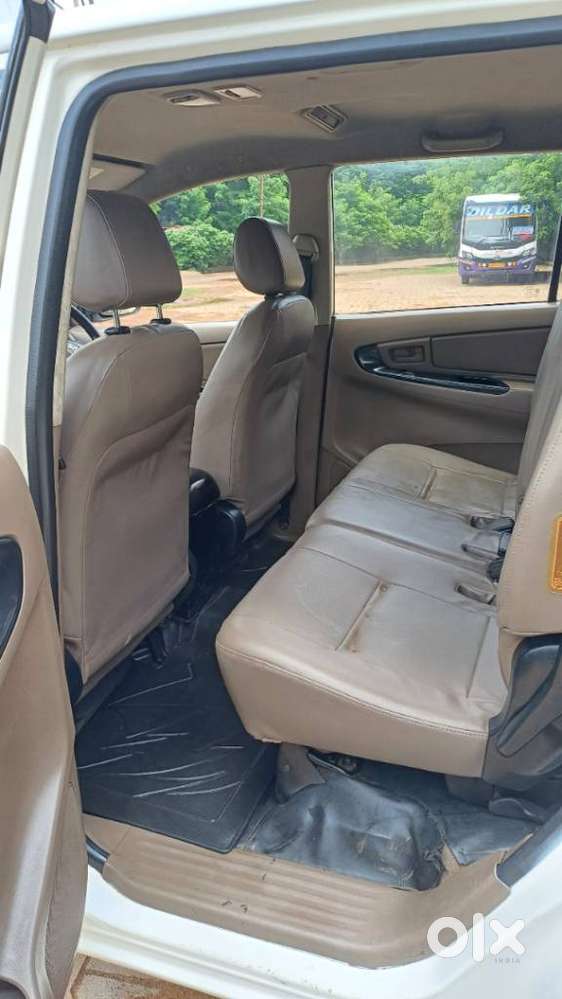 Toyota Innova 2.5 G (diesel) 7 Seater, 2016, Diesel