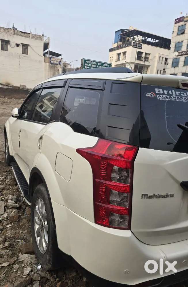 Mahindra Xuv500 2017 Diesel 72800 Km Driven