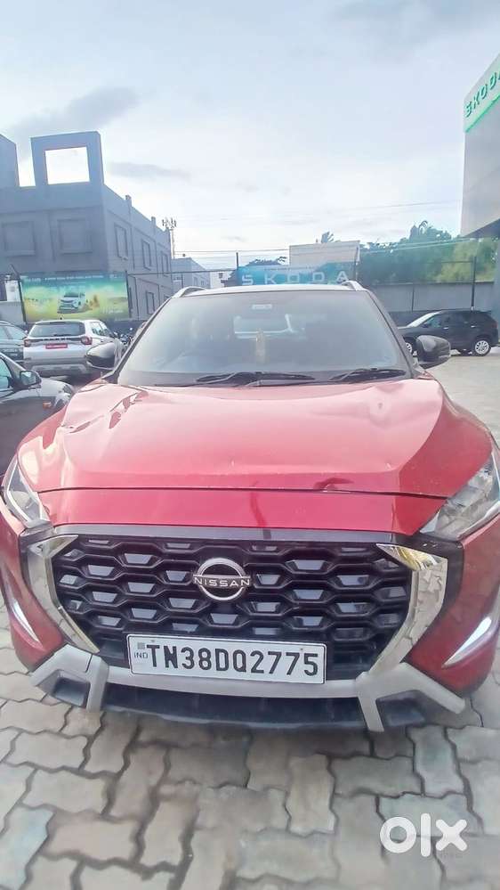 Nissan Magnite N-connecta B4d 1.0 Amt Cng, 2025, Petrol