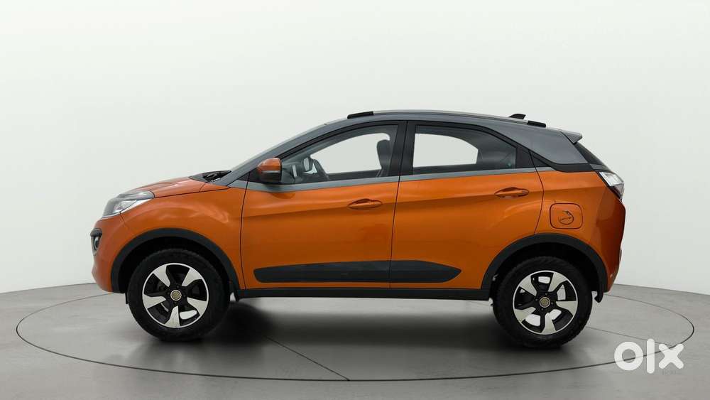 Tata Nexon 1.2 Revotron XZA Plus DualTone, 2019, Petrol