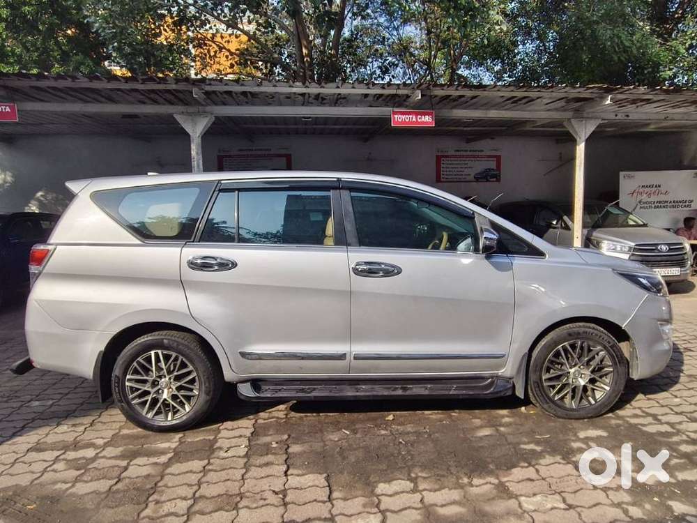 Toyota Innova Crysta 2.8z Automatic, 2017, Diesel