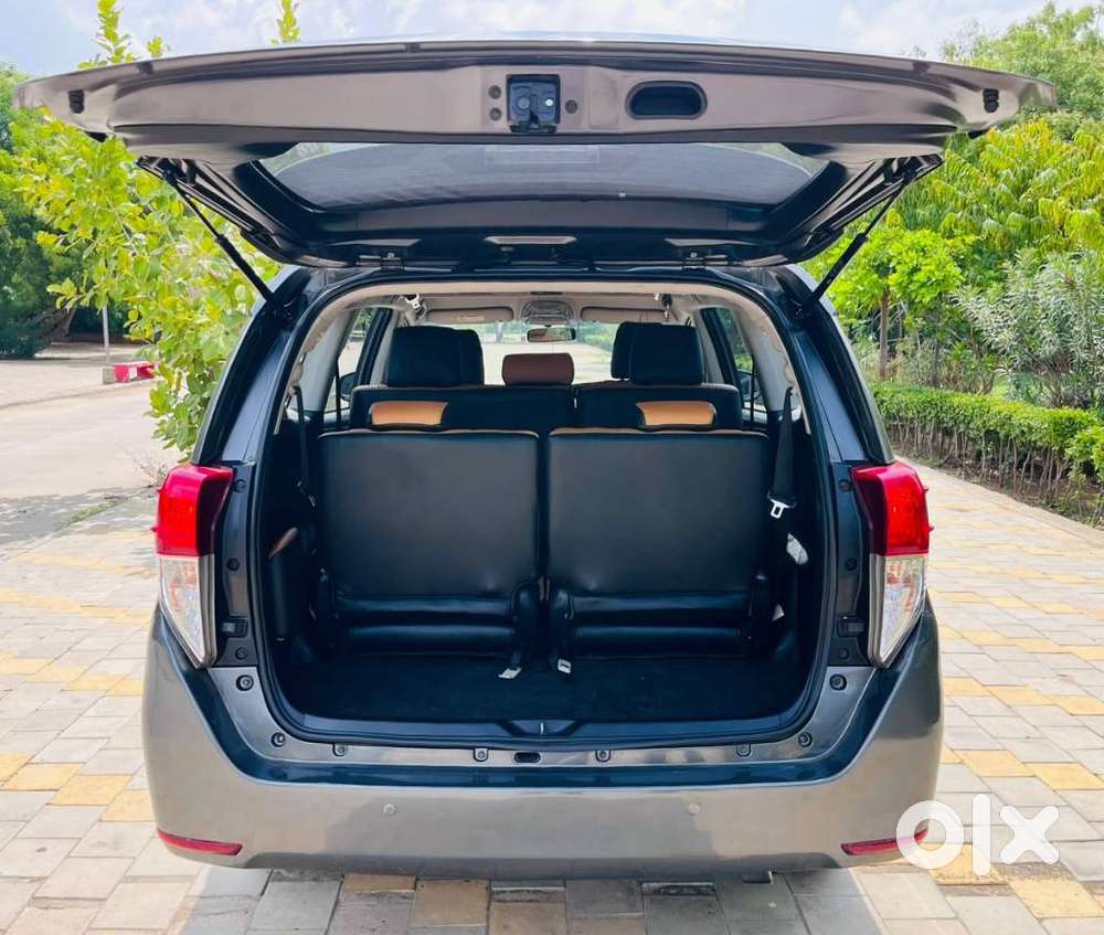 Toyota Innova Crysta 2.4 V 8 Str, 2019, Diesel