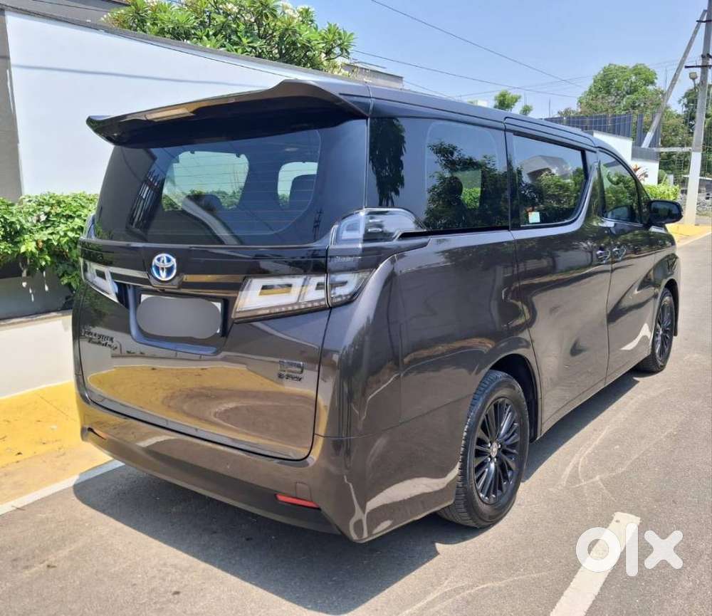 Toyota Vellfire Vip &ndash; Executive Lounge, 2021, Petrol