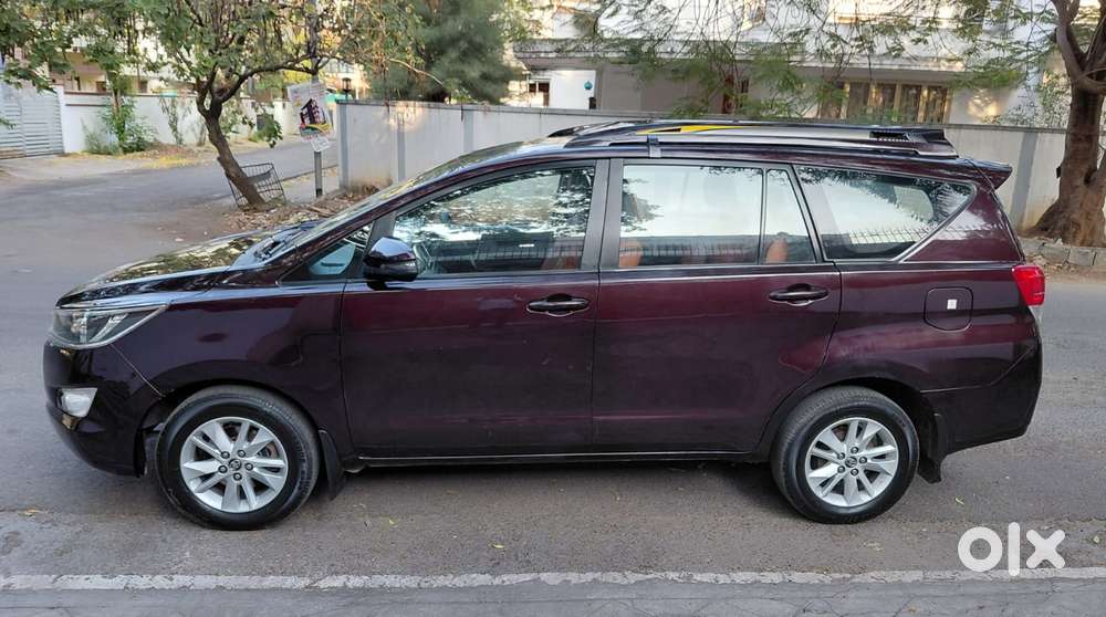 Toyota Innova Crysta 2.8 Gx At, 2017, Diesel