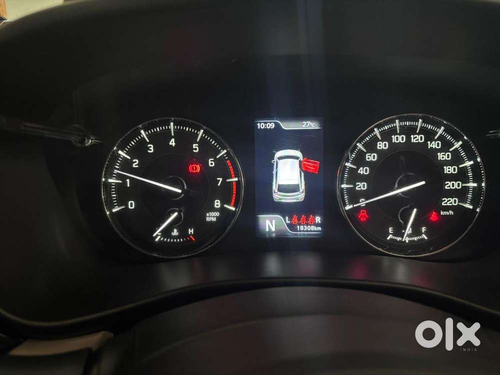 Toyoto Glanza V Amt (top Model) -2025  18000km  Excellent Condition