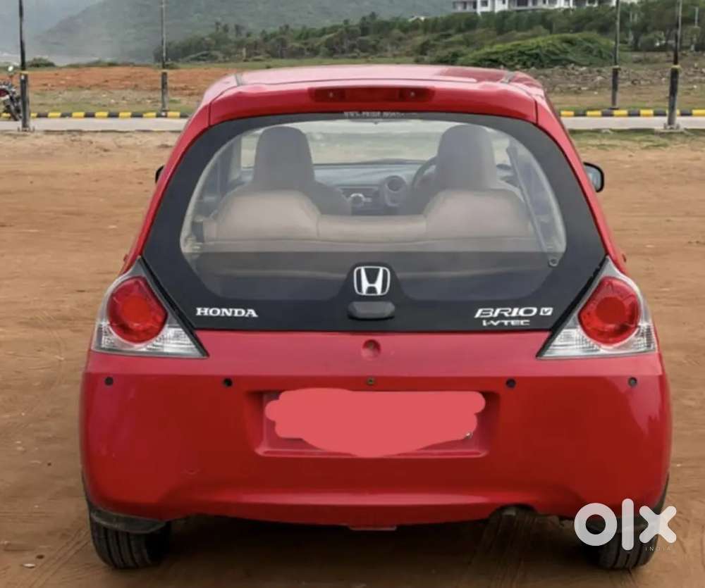 Honda Brio 2012 Petrol Well Maintained