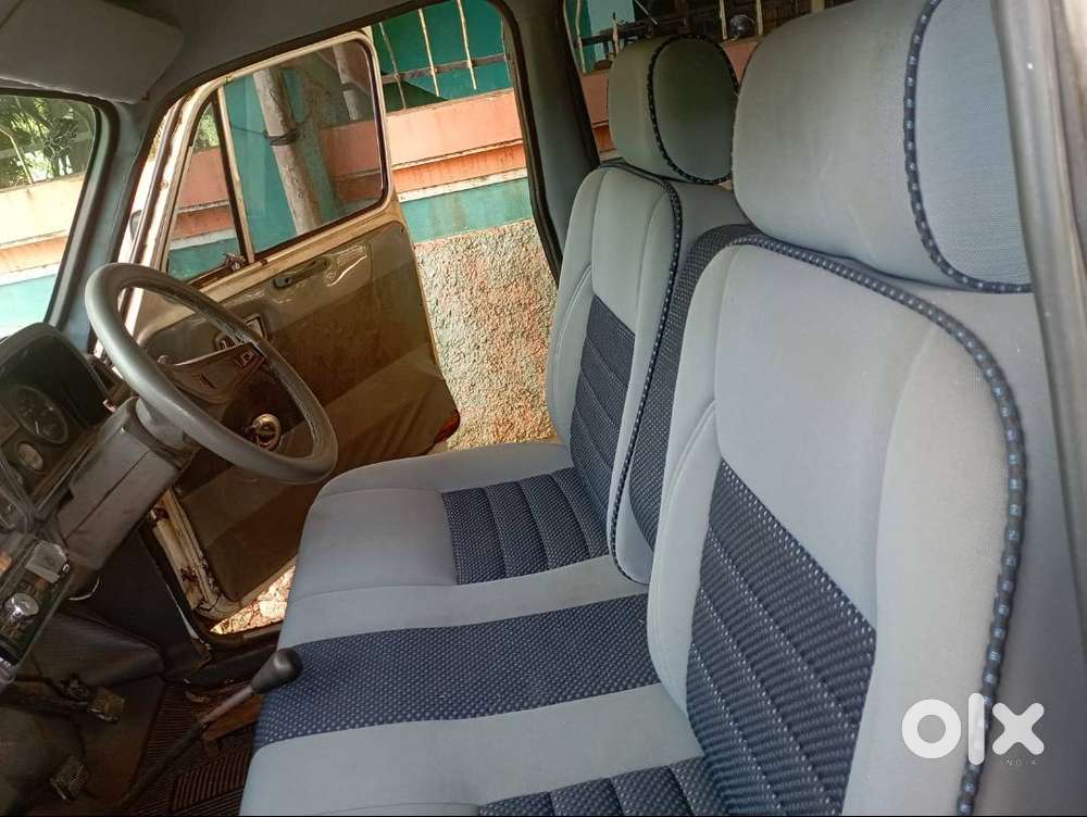 Classic Ambassador Diesel 2000