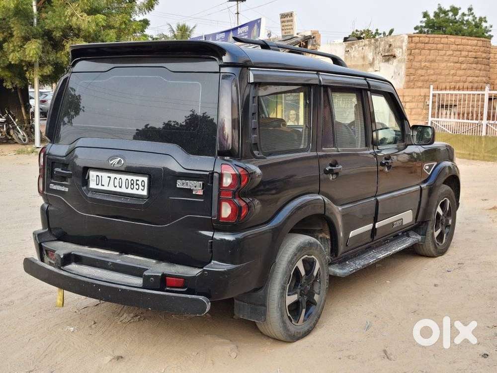 Mahindra Scorpio S10, 2017, Diesel
