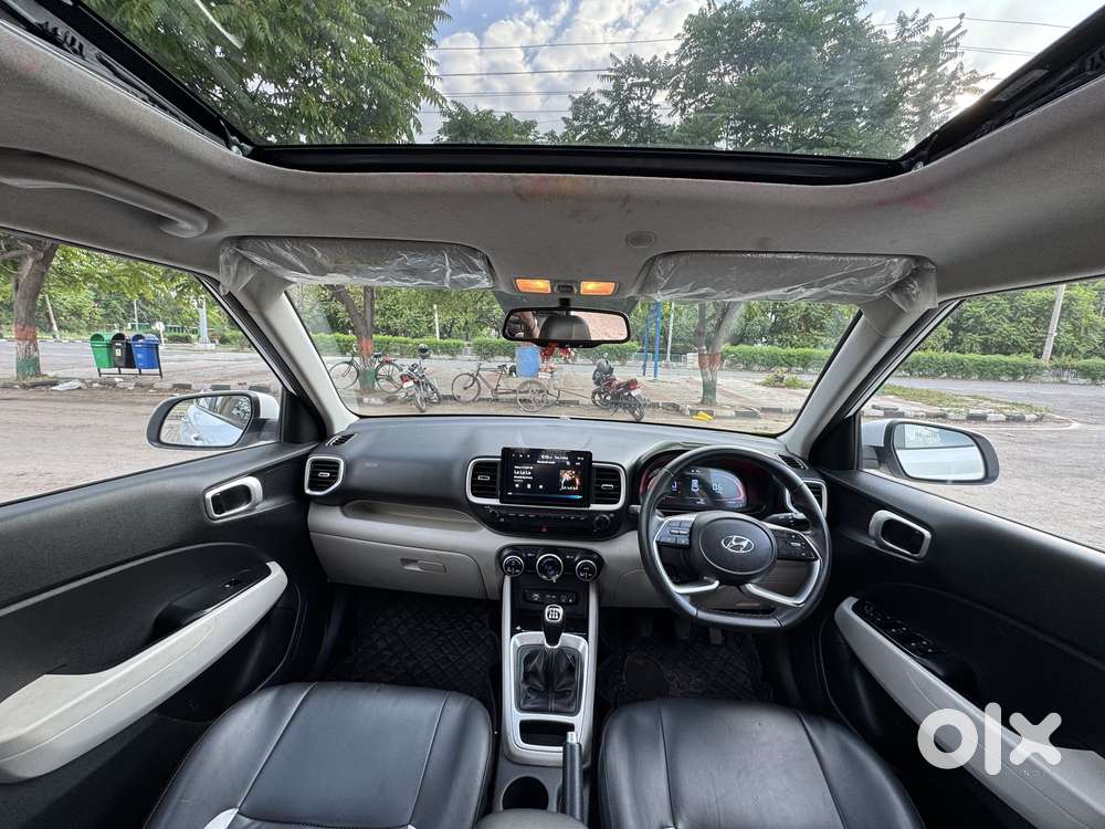 Hyundai Venue Sx 1.2 Mt Knight Edition, 2022, Petrol