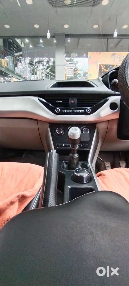 Well Maintained, Front Camera, Unused Stepney, Company Service,