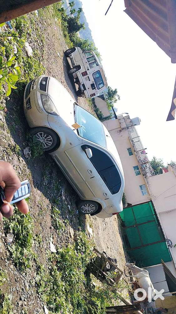 Gadi Meh Koii Kam Nhi Hai Lena Hai Or Chalan Hai