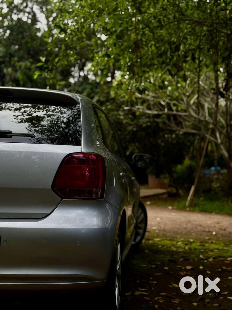 Volkswagen Polo Petrol Highline 2013 Model