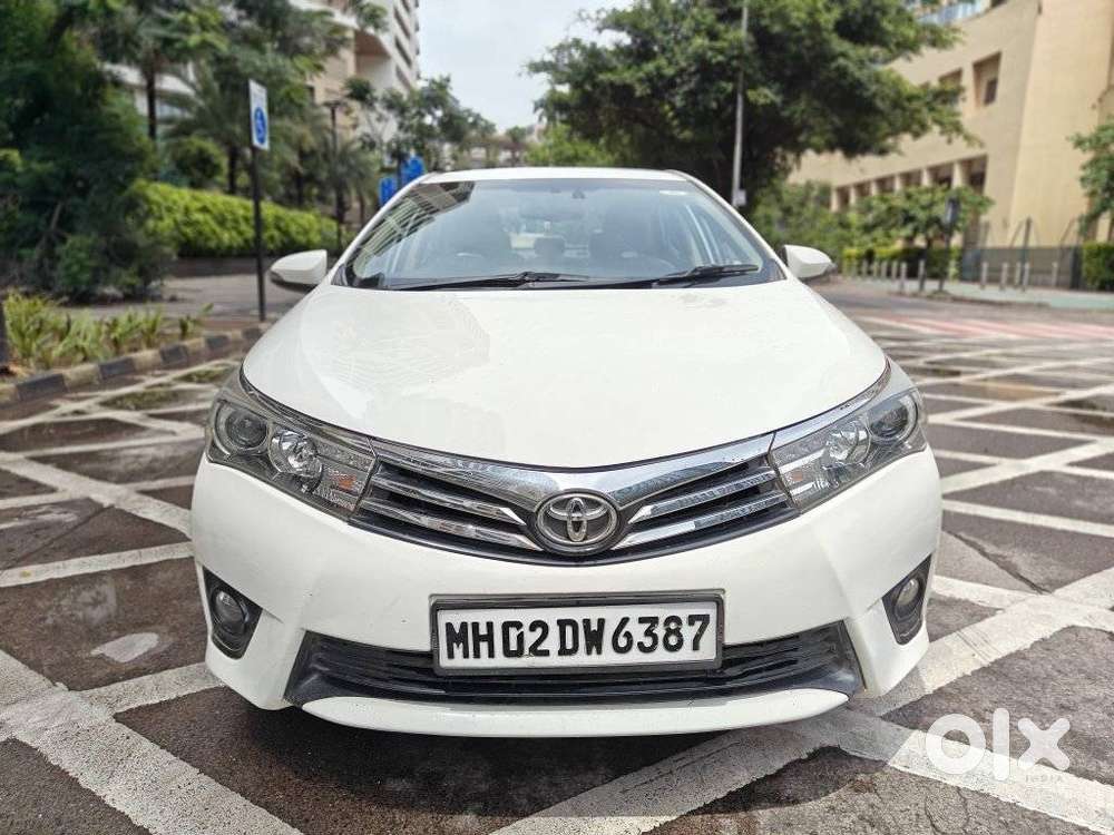 Toyota Corolla Altis 2013-2017 Vl At, 2015, Petrol