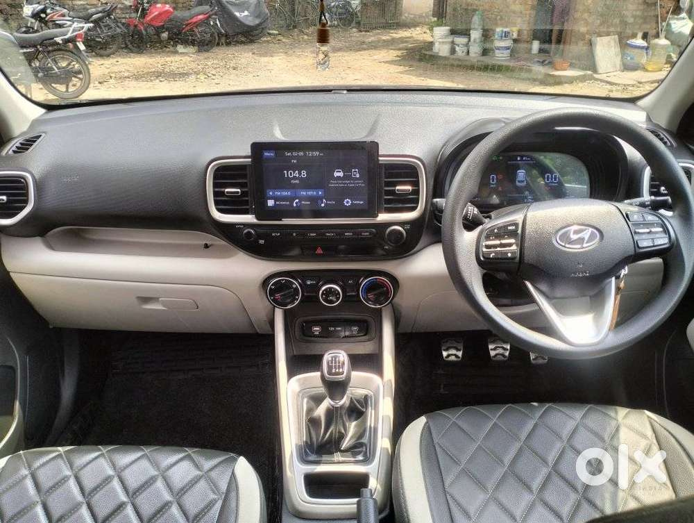 Hyundai Venue S (o) 1.0 Turbo Mt, 2024, Petrol