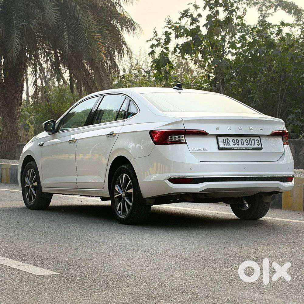 Skoda Slavia Style 1.0l Tsi At, 2024, Petrol