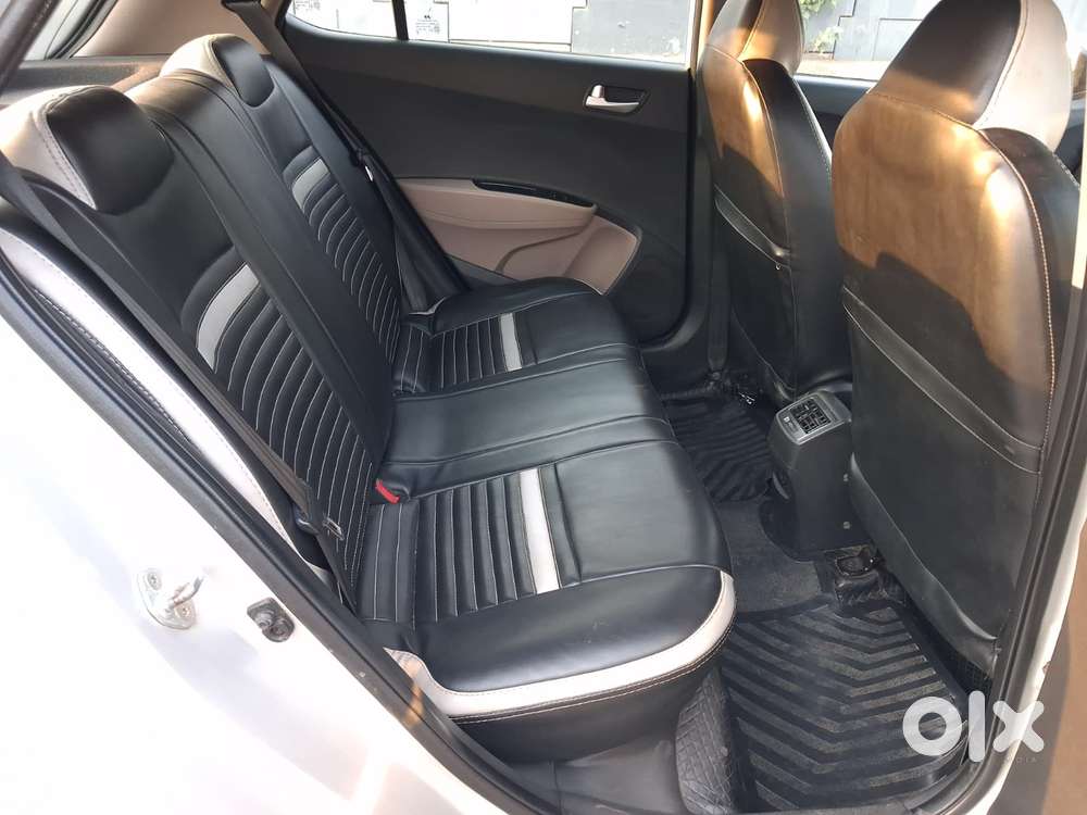 Hyundai Grand I10 At Sportz, 2017, Petrol