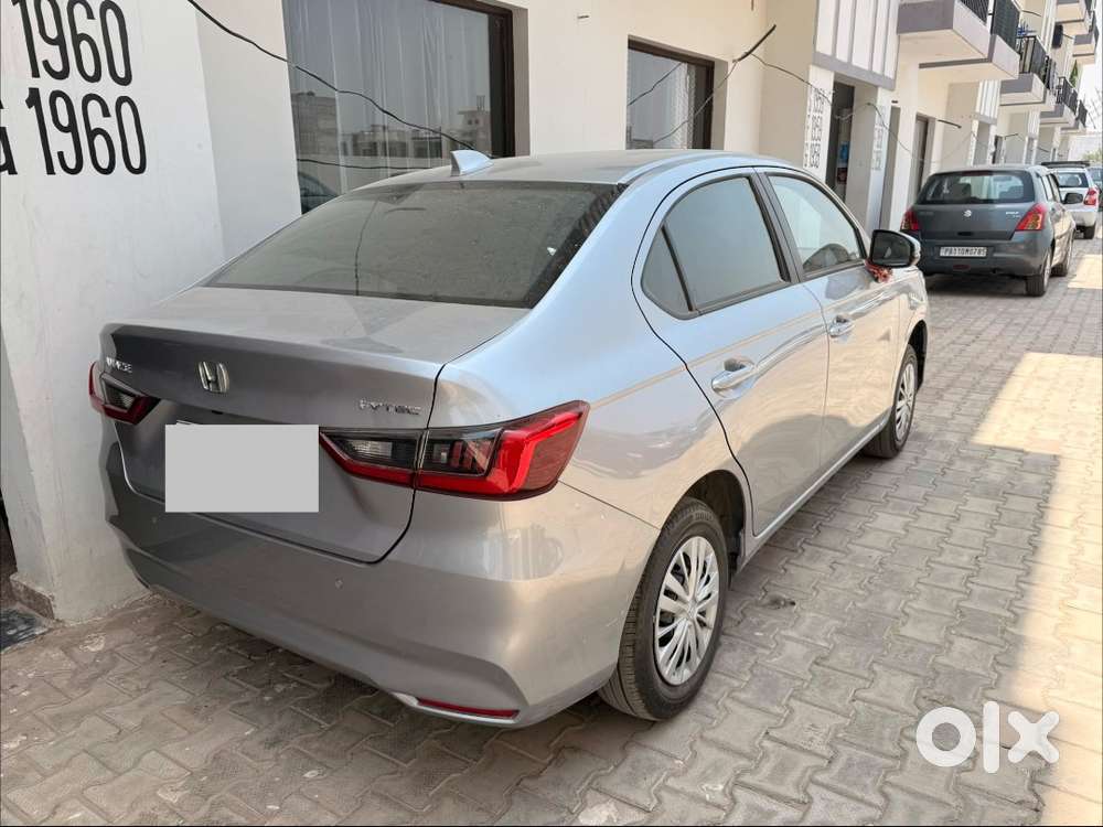 Honda Amaze 2026 Petrol Well Maintained