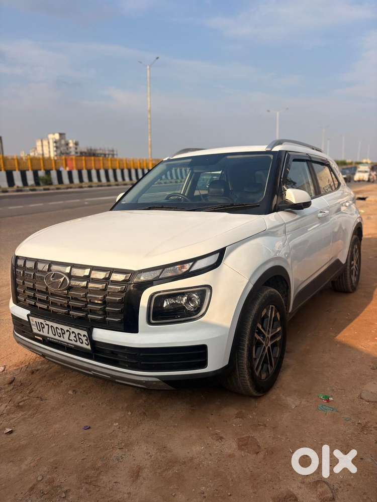 Hyundai Venue Sx Mt, 2023, Diesel