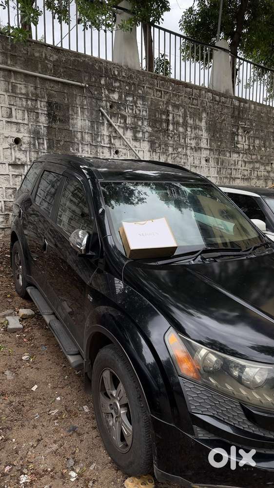Mahindra Xuv500 Diesel 130000 Km Driven