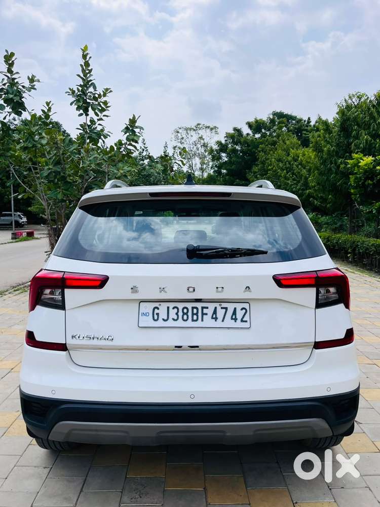 Skoda Kushaq 1.0 Tsi Style At (6 Airbags), 2023, Petrol