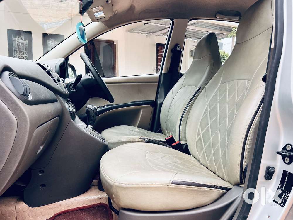 Hyundai I10 Sportz At, 2013, Petrol