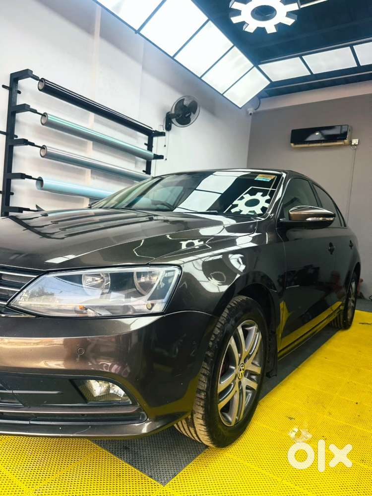 Volkswagen Jetta Petrol 2016
