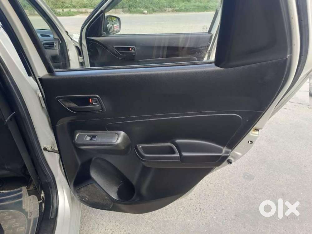 Maruti Suzuki Swift Lxi Option, 2019, Petrol