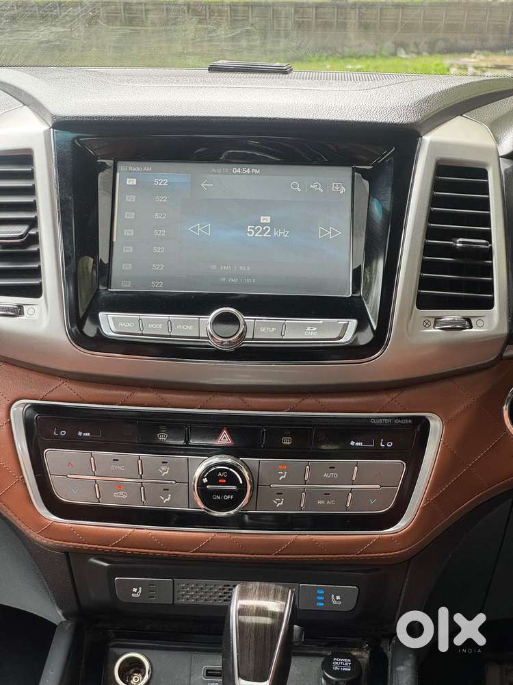 Mahindra Alturas G4 4wd At, 2023, Diesel
