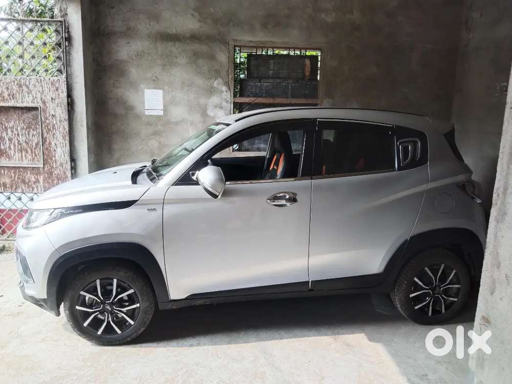 Mahindra Kuv100 Nxt 2018 Petrol Dual Tone
