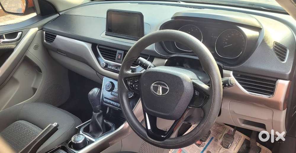 Tata Nexon, 2019, Petrol