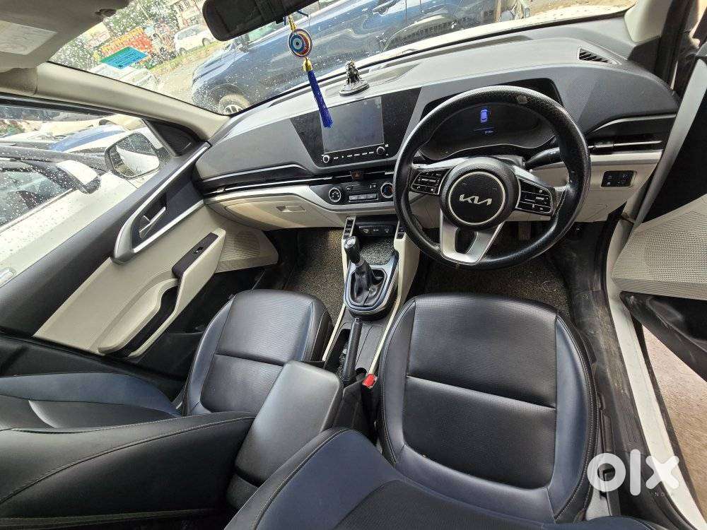 Kia Carens 1.4 Premium 7 Str, 2024, Petrol