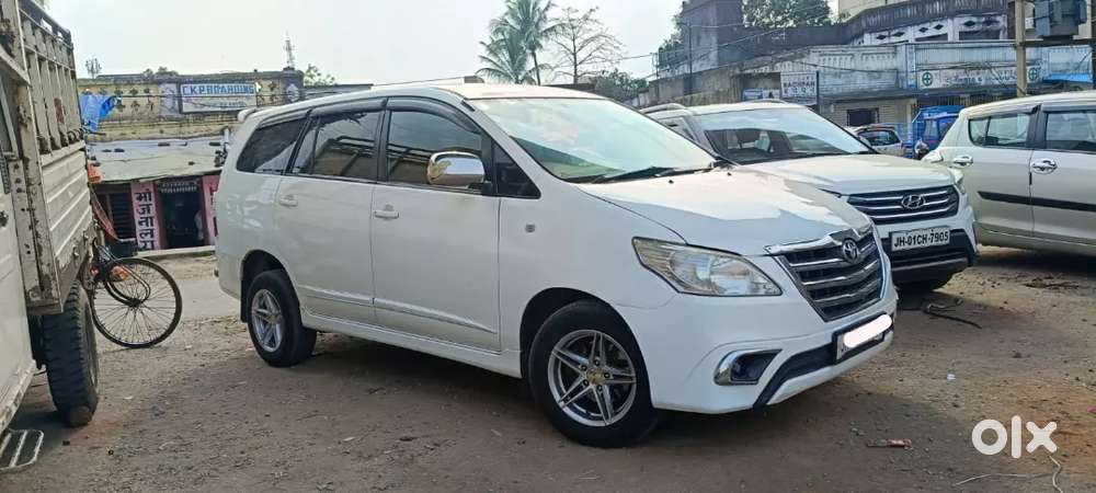 Toyota Innova Car In Very Good Condition.
