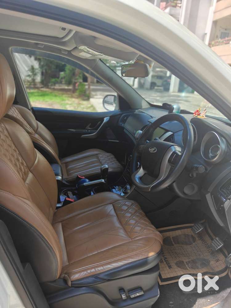 Selling My Well-maintained Xuv500- W11(o)(jun-2018 Model)