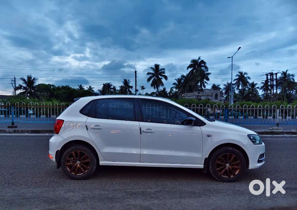 Vw Polo &ndash; Premium Hatchback  Excellent Condition/ Ready To Drive