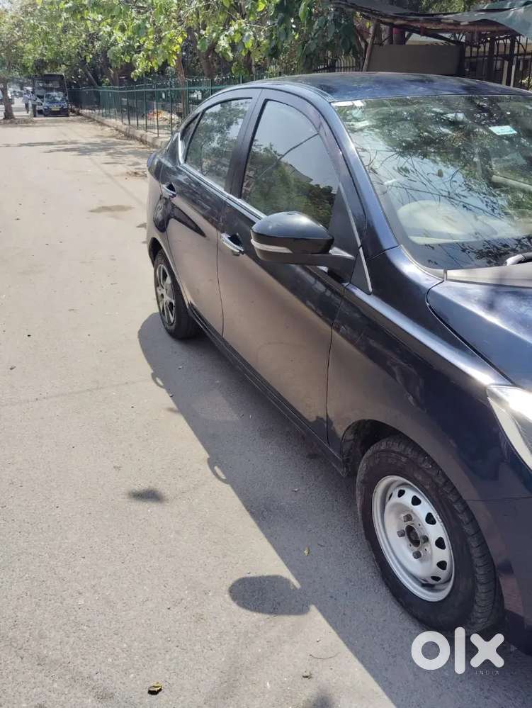 Mujko Ye Car Sale Karni Hai