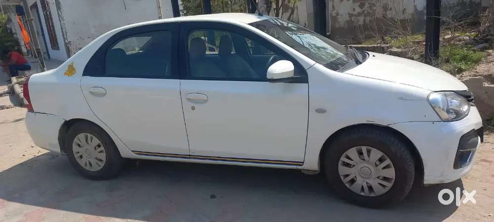 Toyota Etios 1.5 G 2014