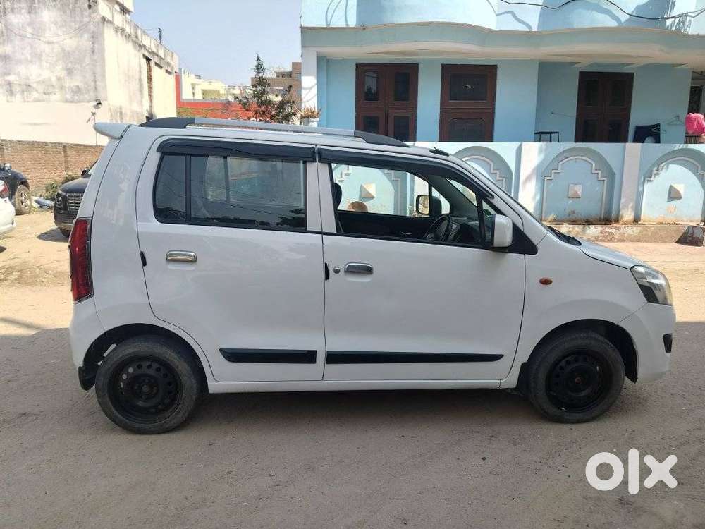 Maruti Suzuki Wagon R Vxi Amt1.2, 2016, Petrol
