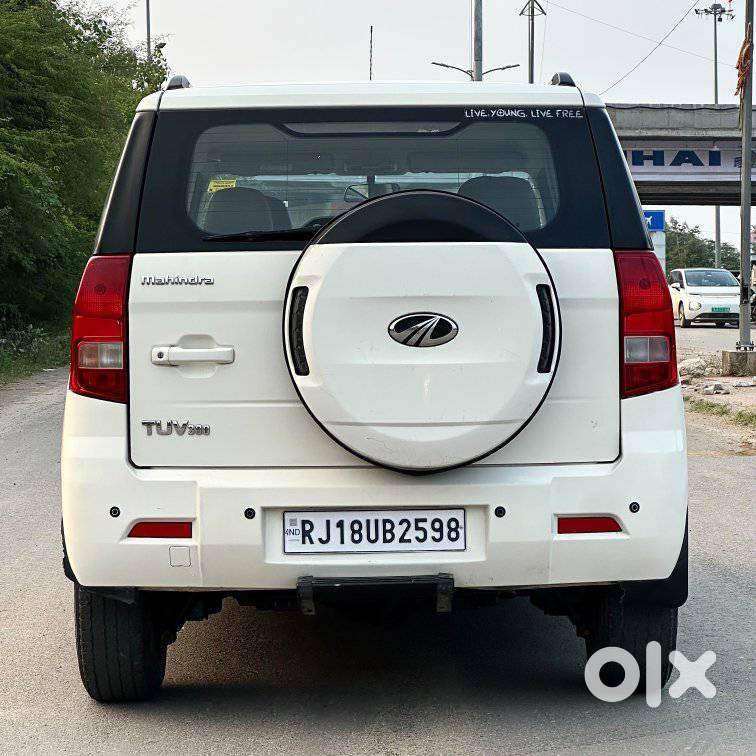 Mahindra Tuv 300 Mhawk100 T8, 2018