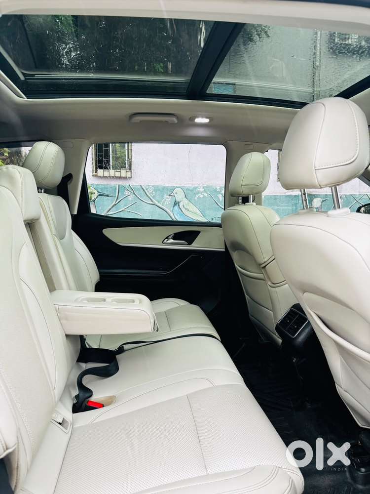 Mahindra Xuv700 2.2 Ax 7 Diesel At Str Awd, 2022, Diesel