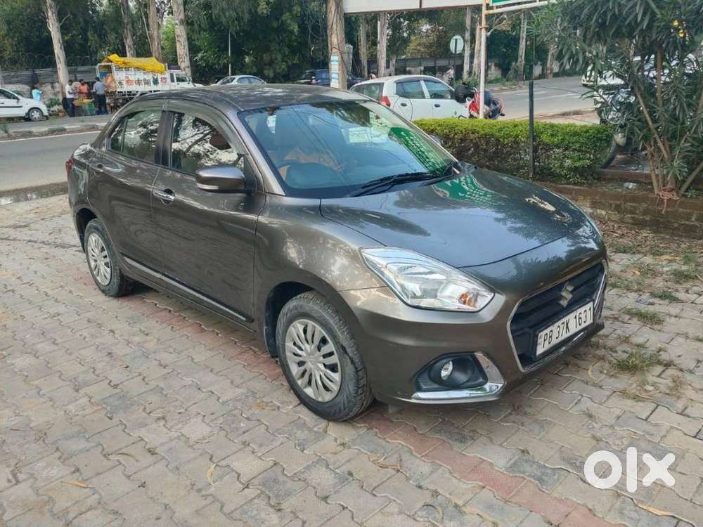 Maruti Suzuki Dzire 1.2 Vxi, 2022, Petrol
